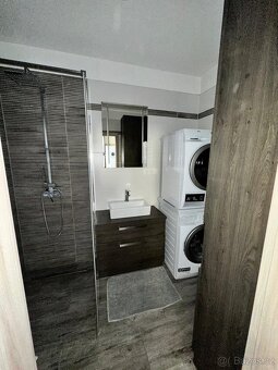 Prodej prostorného bytu 4+kk 72m2 - 8