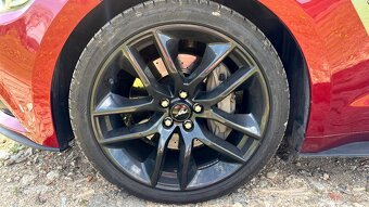 Ford Mustang GT V8 5.0 324 kW - 8