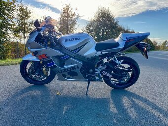 Suzuki GSXR-1000 K3 - 8