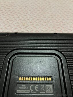 Navigace pro kamiony - GARMIN Dézl - 8