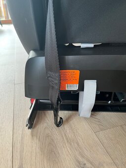 Britax advansafix IV M - 8