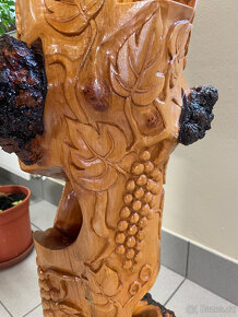 Dřěvený stojan na víno [snížená cena] - 8