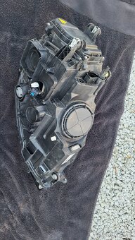 Vw Golf 7 - xenon levý - 8