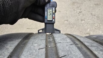 Letní pneu 245/35/20 Michelin - 8