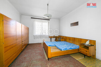 Prodej rodinného domu, 285 m², Běštín - 8