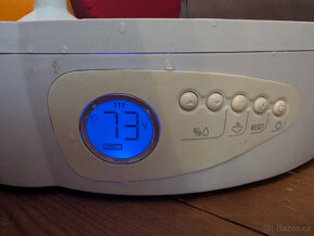 Parni (tepla para) zvlhcovac DeLonghi - 8