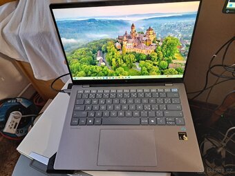HP OmniBook X 14 - 8