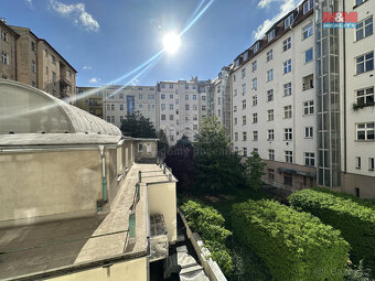 Pronájem bytu 4+1, 99 m², ul. Podskalská - Praha 2 - 8