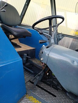 Traktor 6911 - 8