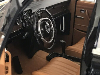 1:18 Rarita Mercedes 280 SE (W108) 1968 1:18 Norev - 8