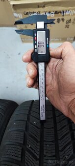 235/45/18 Continental WinterContact, DOT 2122, 8.8mm-8.6mm - 8