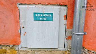 REZERVOVÁNO Prodej rodinného domu 3+1 k demolici, studna, p - 8