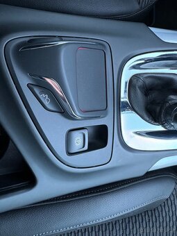 Opel Insignia Sports Tourer 2.0 CDTi AUTOMAT,1.Maj.Sada ALU - 8