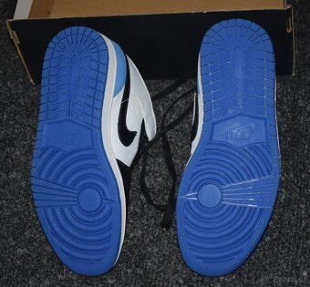 NIKE AIR JORDAN MID SE velikost EU 40, nové. krabice - 8