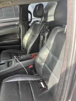 Dodge Durango 3.6 AWD k opravě (díly) - 8