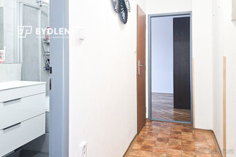 Pronájem bytu 2+1 s balkónem, ul. Kosmonautů, Ústí nad Labem - 8