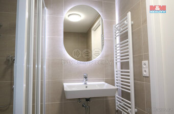 Pronájem bytu 2+kk, 52 m², Praha, ul. Milánská - 8