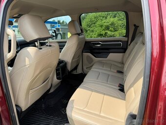 Dodge RAM 1500 5,7 HEMI - 8