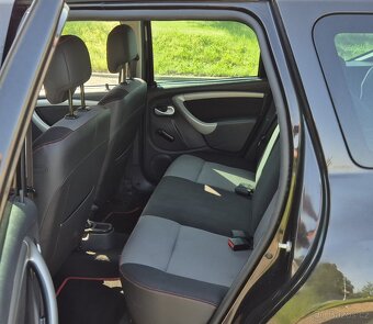 Dacia Duster 4x4 1.5DCI 81KW 1 majitel servisní kniha - 8
