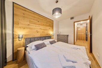 Prodej apartmánu s parkovacím místem v Janských Lázních - 8