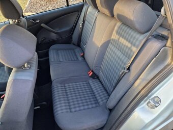 Octavia I combi 1,6 MPI 75 KW , TOP STAV bez koroze - 8