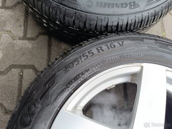 Letní obutí Ford 16" ALU + 205/55 R16 zánovní pneu - 8