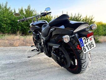 Yamaha Road Star Warrior 1700 - 8