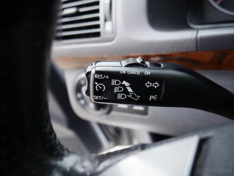 Volkswagen Touran 2.0 TDi , 103 kW nafta, 2009 - 8