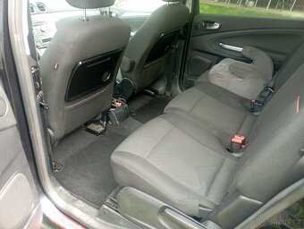 Ford galaxy - 8