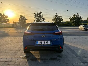 Lexus UX 300h, F SPORT design - 8