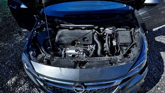 Opel Astra,  1.6 CDTI 136hk sports tourer. Poškozené - 8