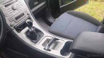 Ford Galaxy - 8
