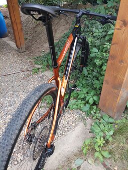 Horské kolo GIANT KARBON - 8