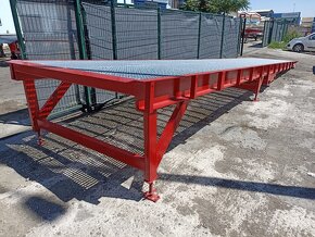 Statická rampa na vykládání kamionu/kontejnerů - 8