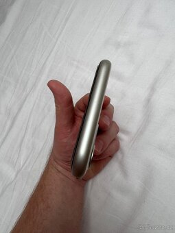 iPhone 11 64GB Bílý - 8