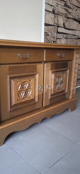 Rustikální komoda středně tmavý dub - 8