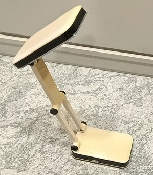 stolní LED lampa - 8