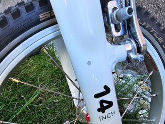 Woom 2 - modrá (2ks) - 8