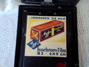 Historický fotoaparát AGFA-BOX s kož.brašnou - 8