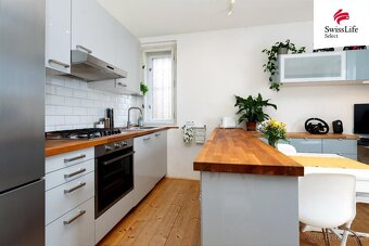 Prodej rodinného domu 204 m2 Branická, Praha - 8