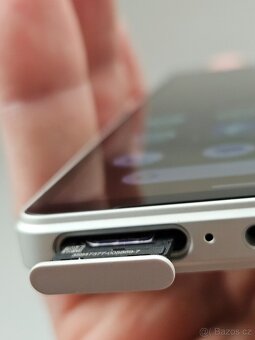 Sony XPERIA 5 V 8/128 GB béžová - 8