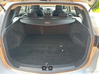 Hyundai i30 - 1.6i - 8