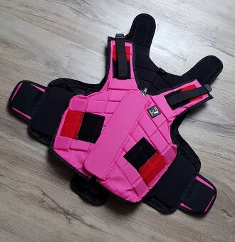 Jezdecká bezpečnostní vesta Horka. Vel.S - cca 6let - 8