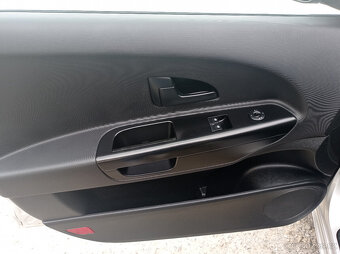 Kia Cee´d 1.4 CVVT 1Maj/Klima - 8