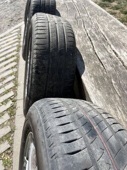 prodám 15" alu litá kola na Citroen C4 2005+letní pneu - 8