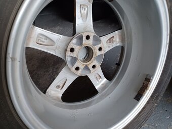 5x112 R16 6.5j et 42 Dezent - 8
