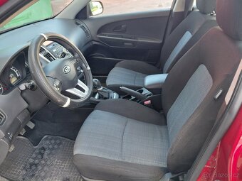 Kia Cee´d 1.4i 16V 80kW 160 000km- GARANCE, TOP CENA, PĚKNÁ - 8