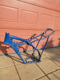 Prodám rám Yamaha YZ125 - 8