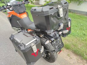 KTM 1050 Adventure - 8
