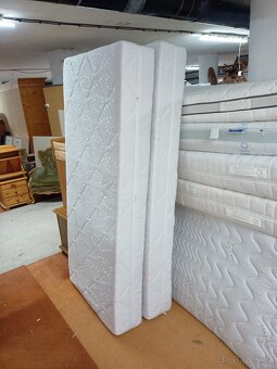 Prodám 2 x hezké matrace 90 x 200 x 24 cm - 8